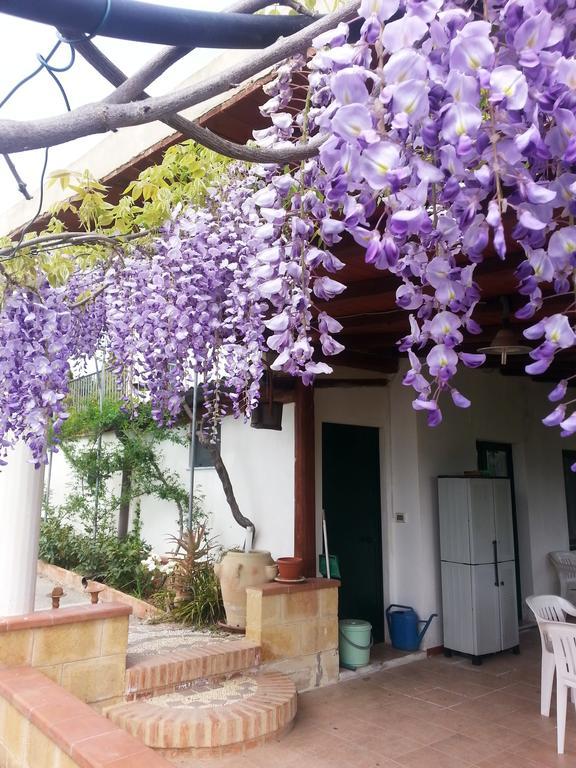 B&B La Casa Dell'Artista Assoro 外观 照片