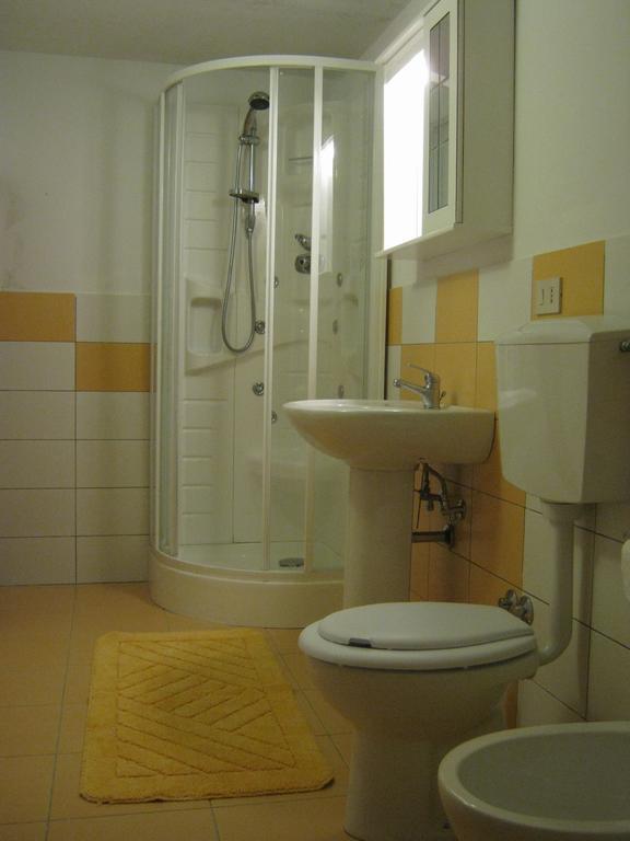B&B La Casa Dell'Artista Assoro 外观 照片